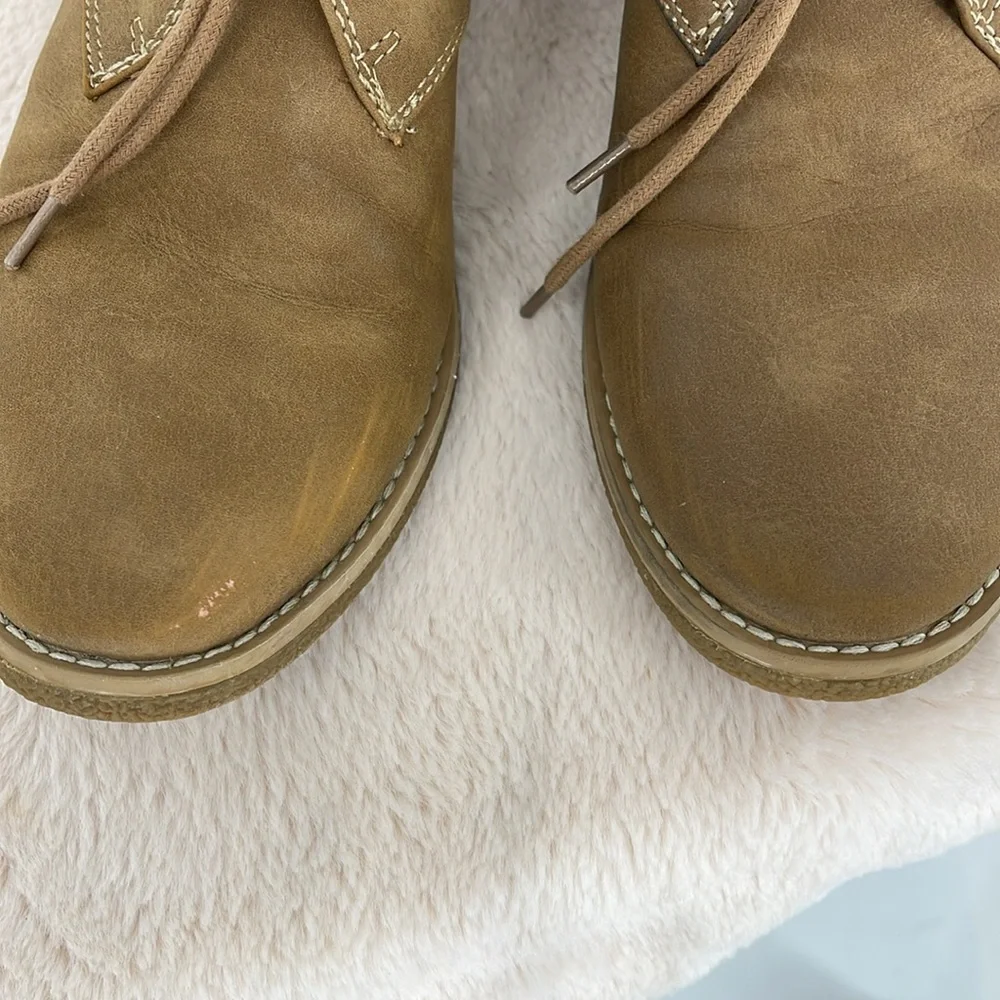 Tommy Hilfiger Tan Suede Ankle Boots size 9.5